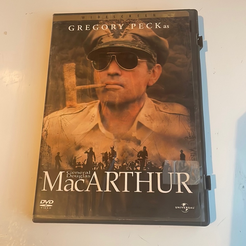 MacArthur DVD